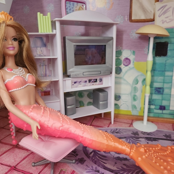 Mermaid Barbie - Picture 4 of 6
